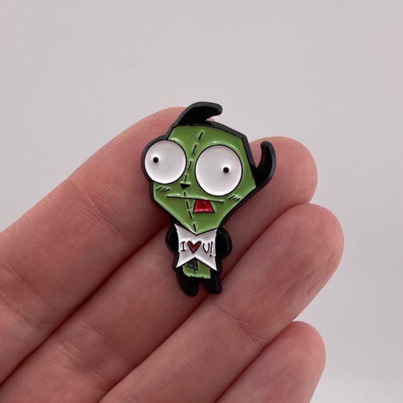 Gir I Love You Invader Zim Enamel Pin Approximately 1” - Picture 3 of 3